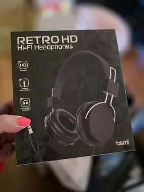 Retro HD On-Ear Headphones - Black by Tzumi